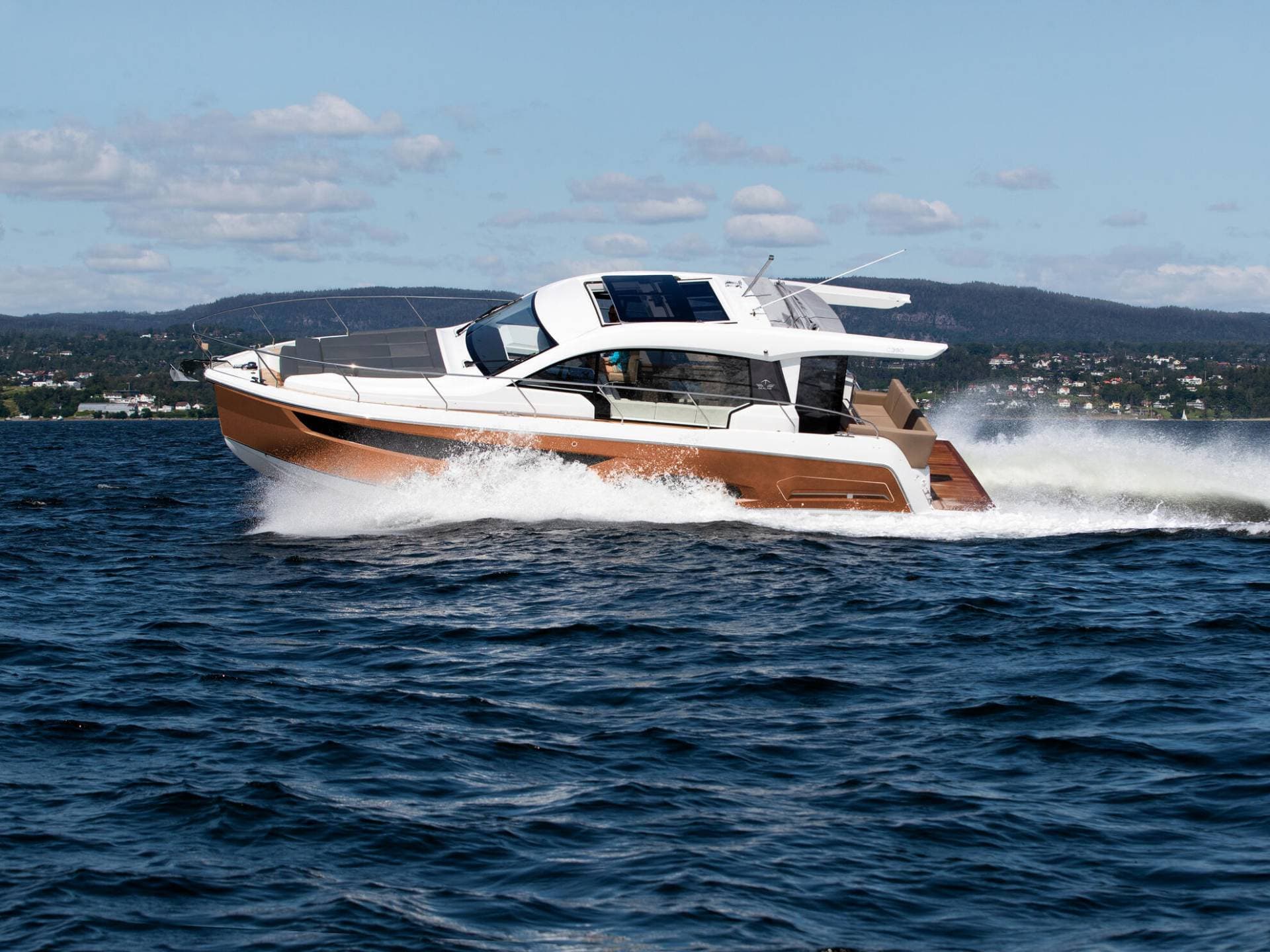 Sealine C390 en navigation